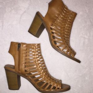 Mossimo heels